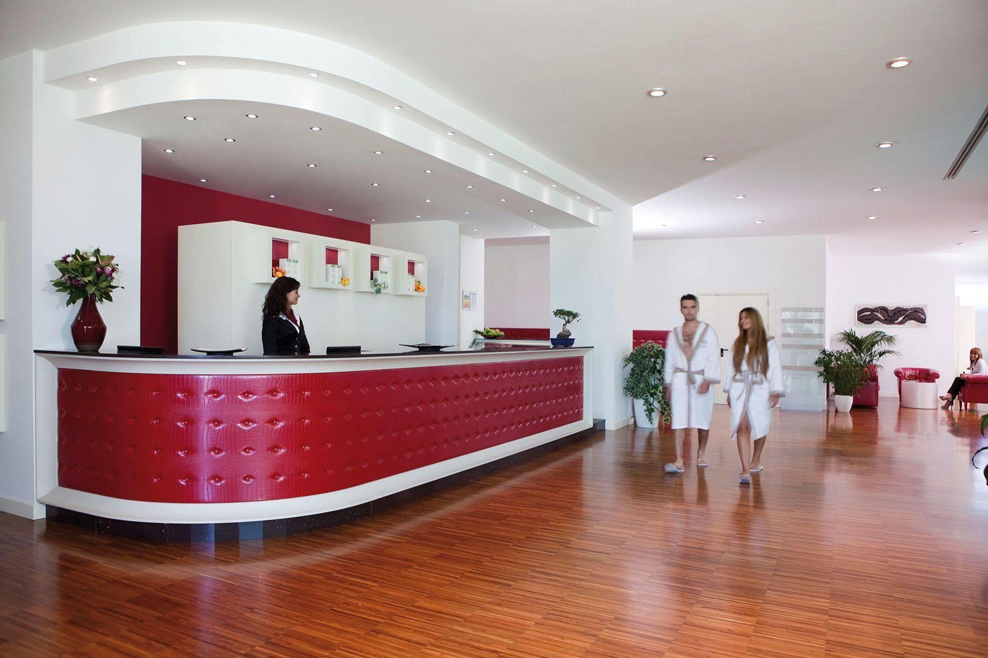 Fonte Del Benessere Resort Castelpetroso Extérieur photo